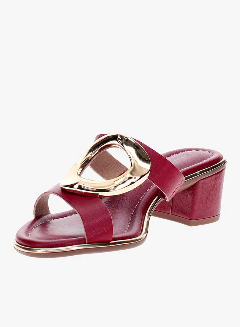 Beira Rio Beira Rio Women’s Flat Summer Footwear – Lightweight Slip-On Comfort with Stylish Casual Design