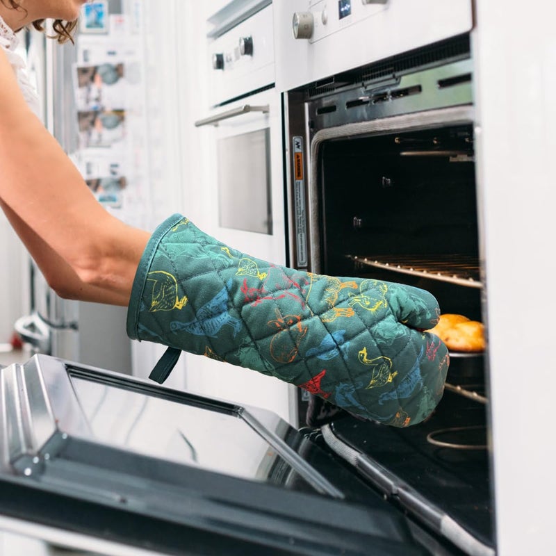 RED LMLDETA Oven Mitts Cotton Fashion Cute Farm Cattle Design 1pair Heat Resistant Oven Gloves Safe Cooking Baking Grilling Barbecue Machine Washable Pot Holders (Farm Cattle) - Image 4