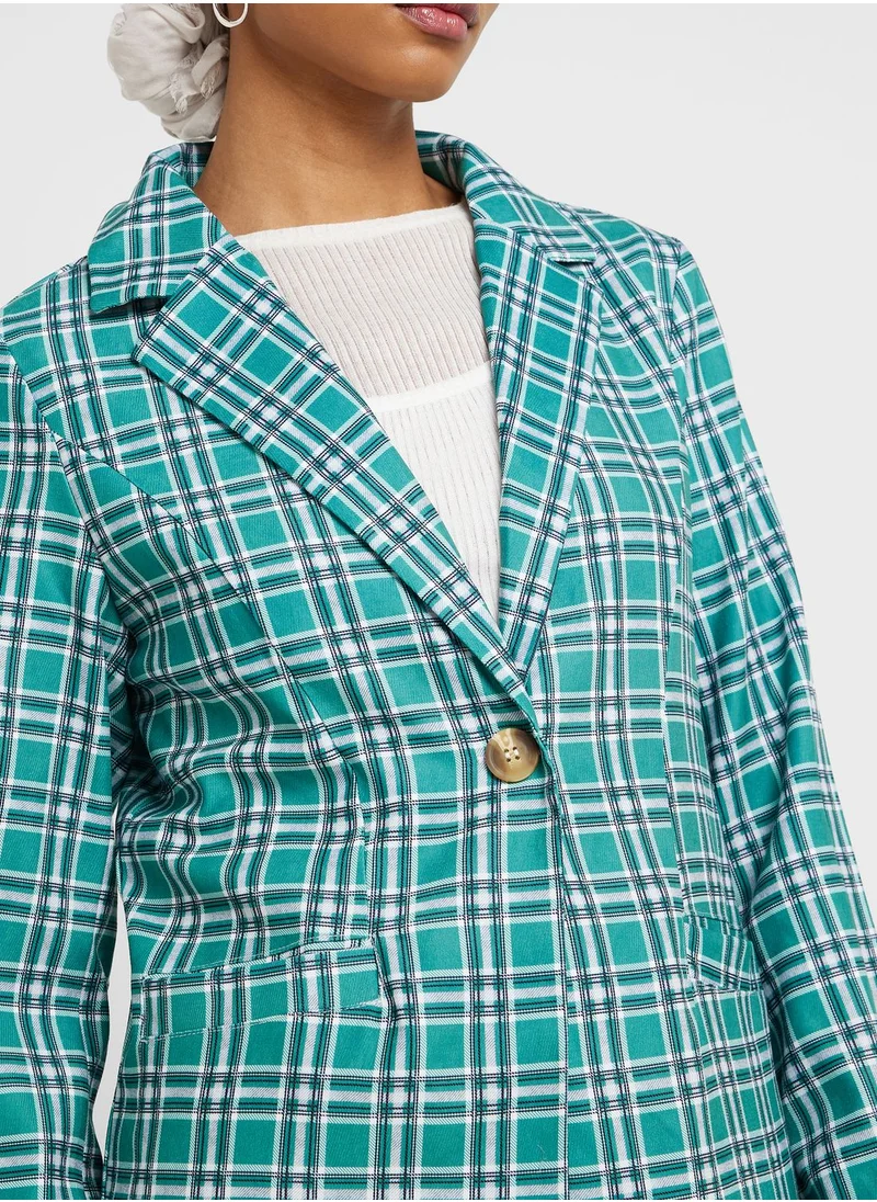 Khizana Checked Single Breasted Coat