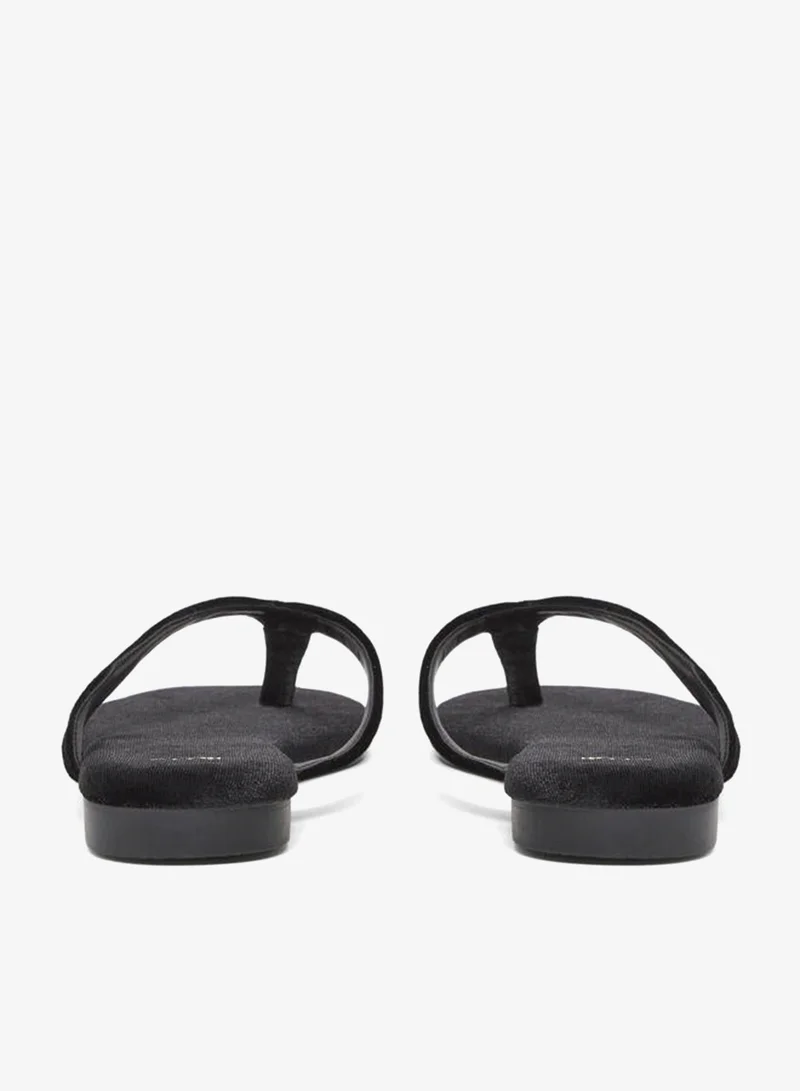 Styli  Styli Black Velvet Look Flat Sandals for Women | Best Price UAE