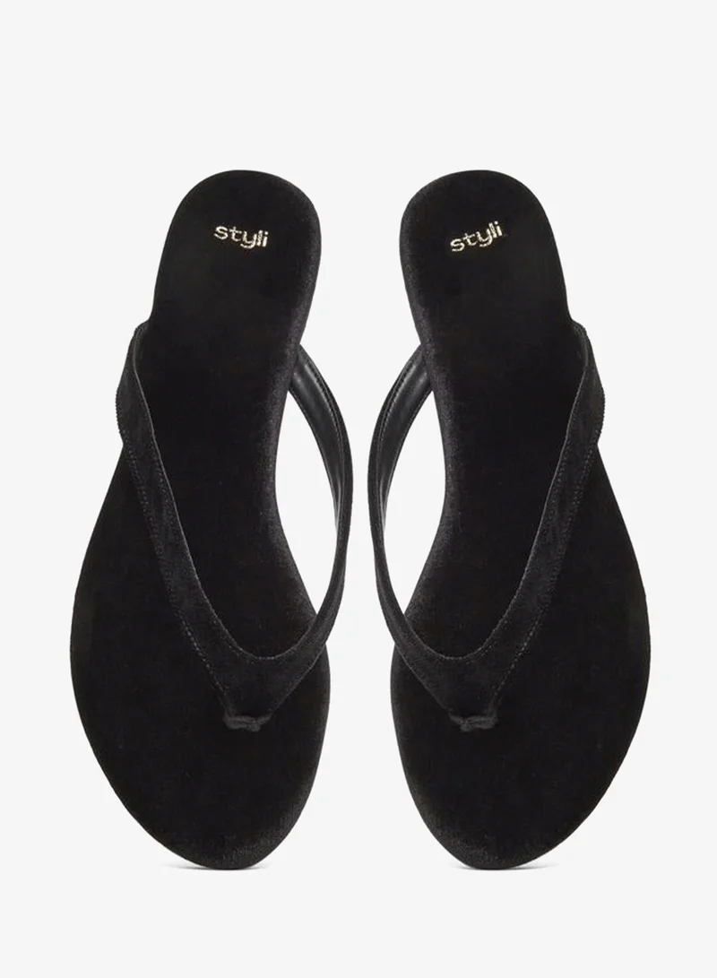 Styli  Styli Black Velvet Look Flat Sandals for Women | Best Price UAE