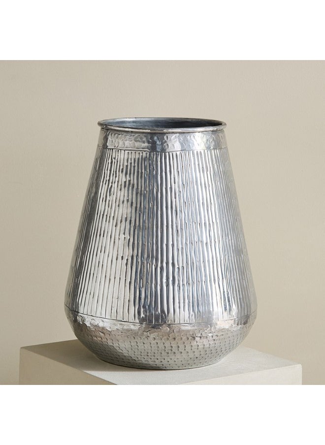 Home Box Nydril Aluminium Linework Hammered Vase 30 x 34 cm  - Image 2
