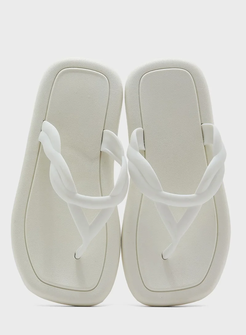 Ginger Twisted Strap Square Toe Slider