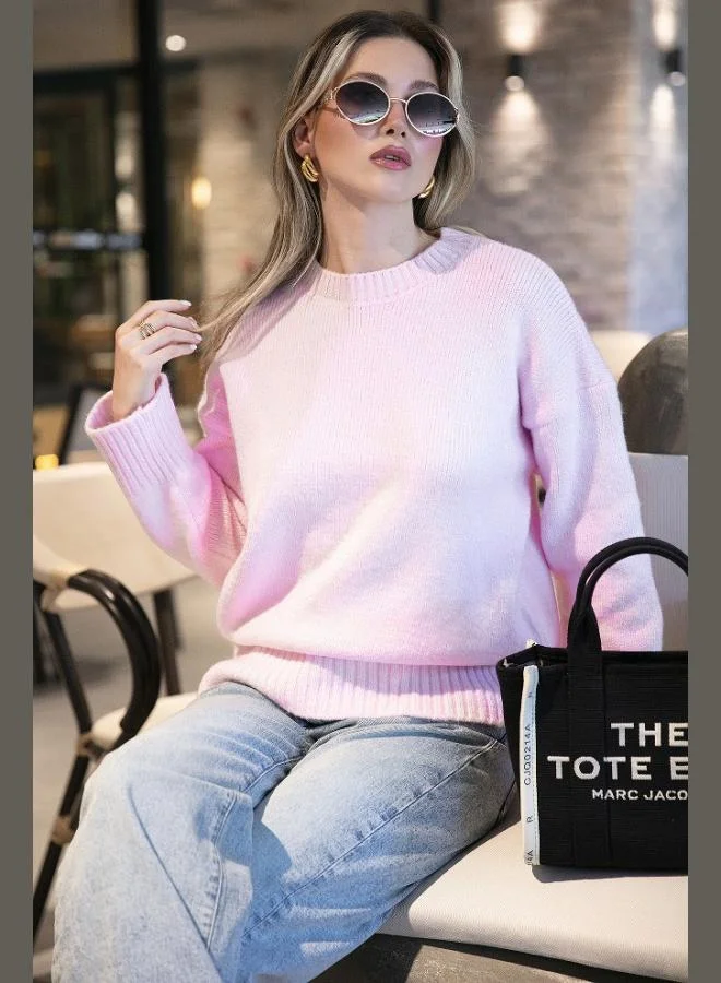 ليلا كنزة نسائية أساسية بياقة دائرية بقصة عادية من ليلا