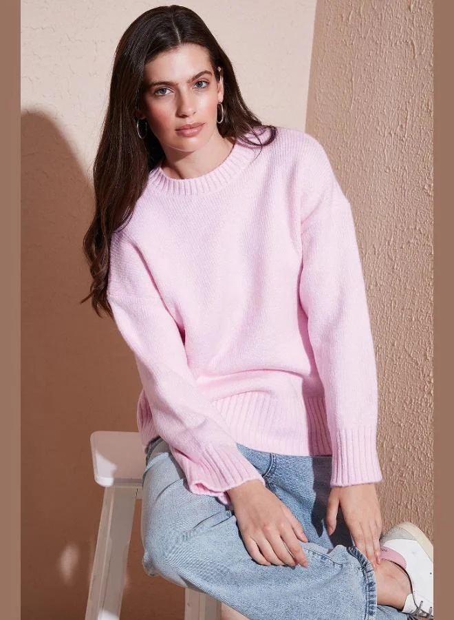 ليلا كنزة نسائية أساسية بياقة دائرية بقصة عادية من ليلا