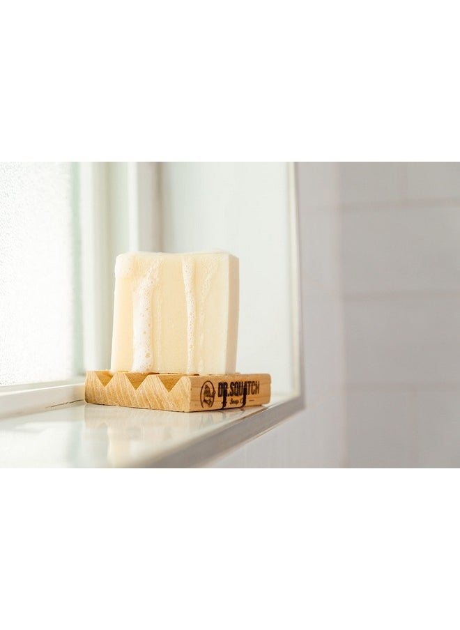 Dr. Squatch - Dr. Squatch All Natural Bar Soap for Men with Medium Grit, Eucalyptus - Image 1