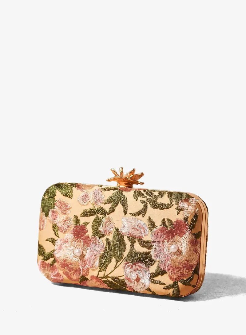 سنفير Floral Embroidery Pearl Clutch Bag