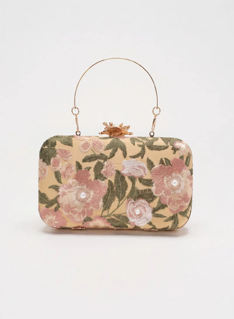 Sunfere Floral Embroidery Pearl Clutch Bag