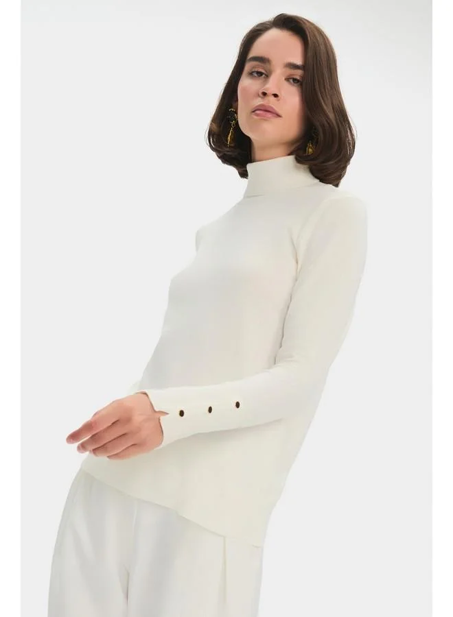 جون June Women Viscose Blend Fitted Turtleneck Long Sleeve Sweater Ecru