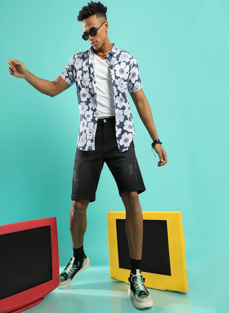 Campus Sutra Men's Black Minimal Distressed Denim Shorts