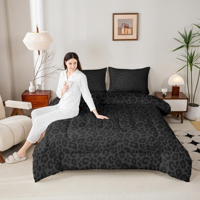 Castle Fairy Leopard Print Room Decor,Cheetah Print Comforter Set Full Size,African Wildlife Microfiber Soft Bedding Set for Women Boys Girls,Animals Aesthetic Retro Quilt Duvet with 2 Pillowcases - Image 3