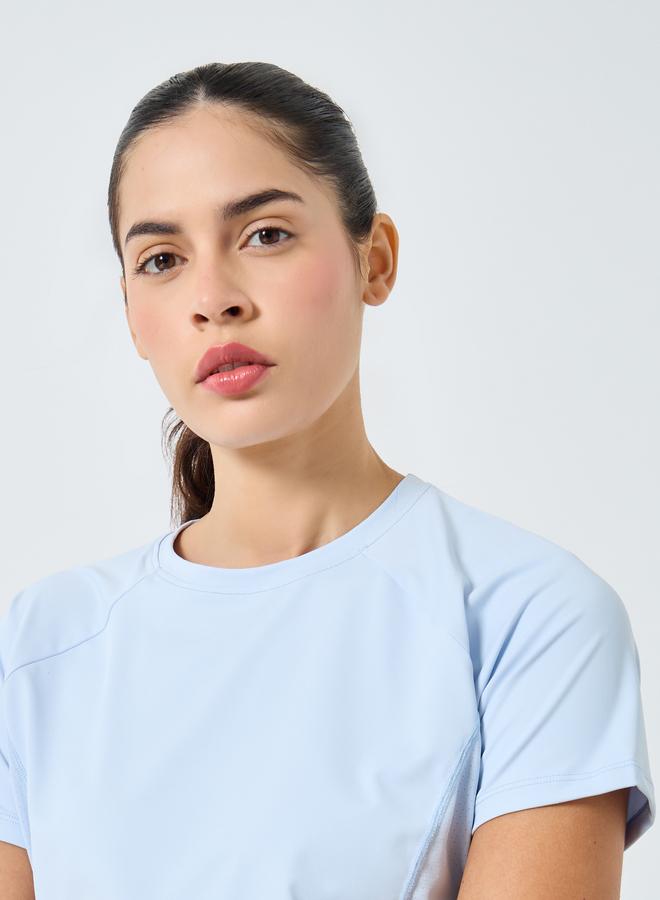 ستايلي اكتيف بلوزة بحافة مُنحنية - Image 3