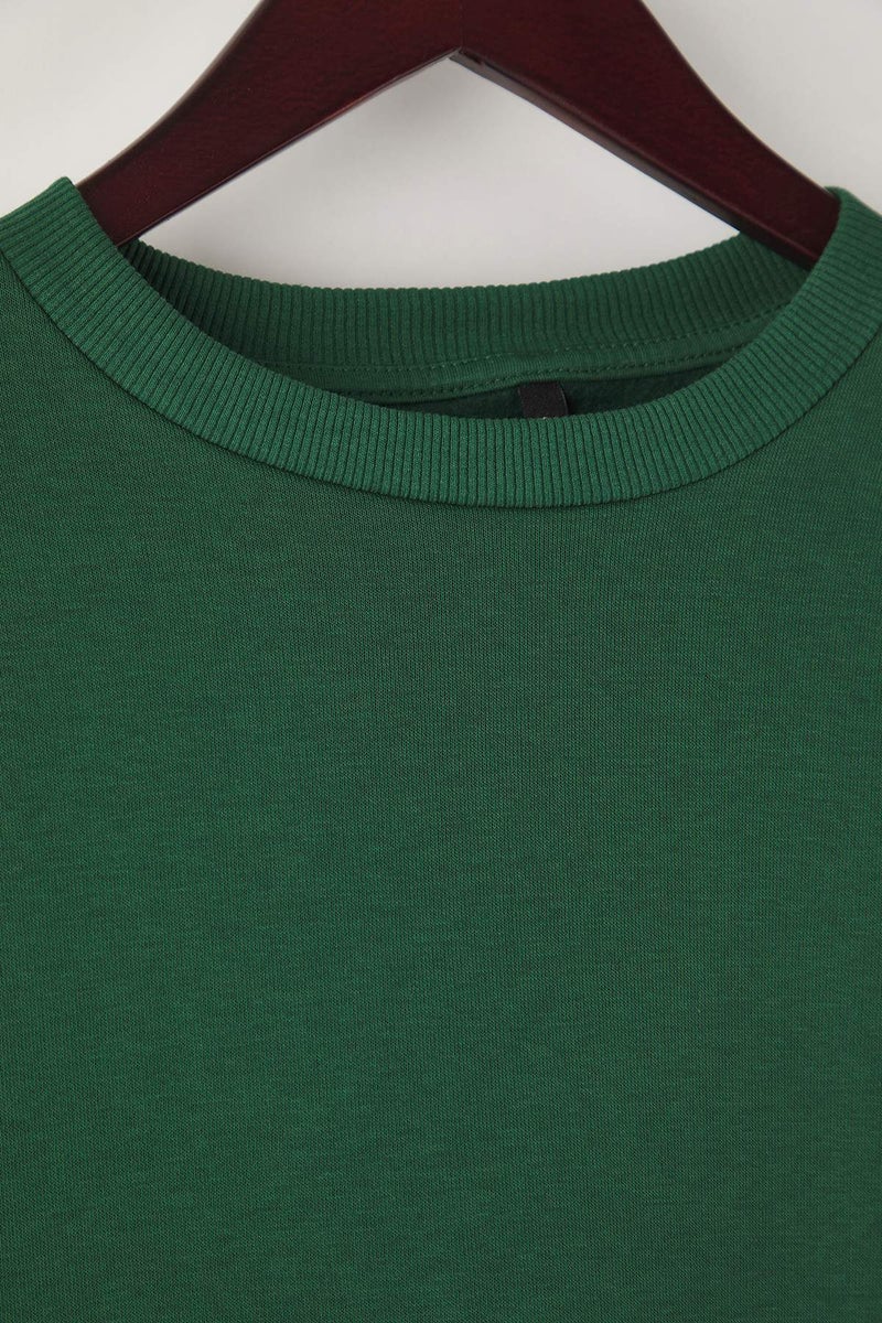 trendyol Emerald Green Thick Fleece Inside Regular Fit Crew Neck Basic Knitted Sweatshirt - Image 5