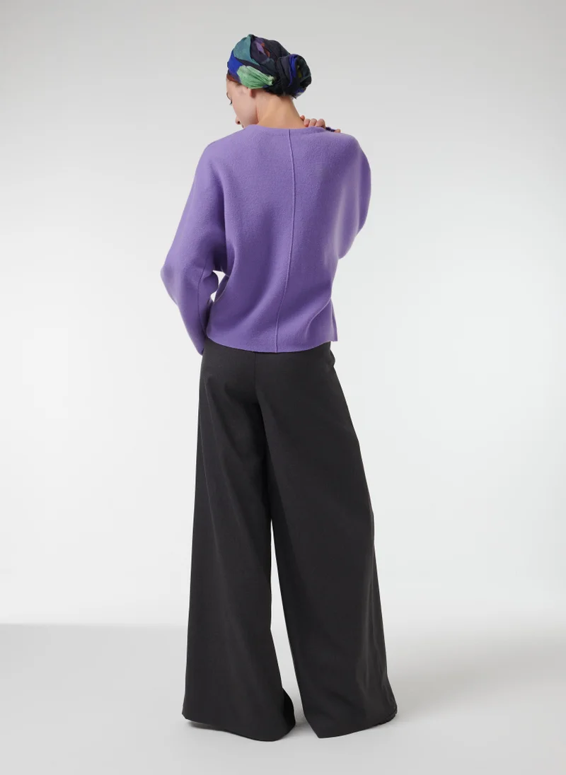 leem V-Neck Batwing Knit Sweater