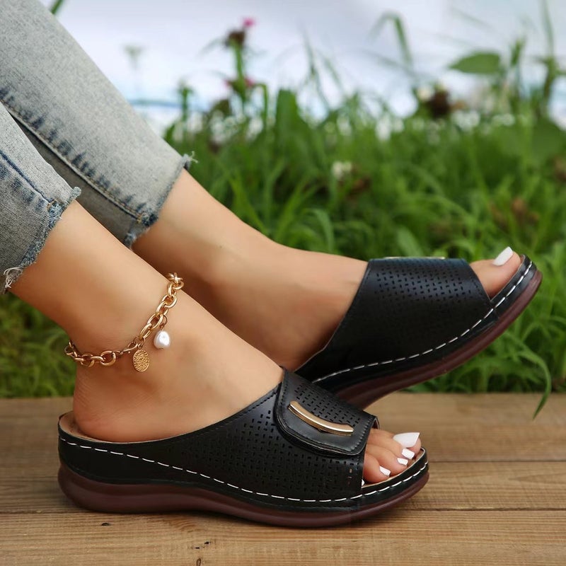 Plus Size Thick-Soled Hollow Slides for Women Black
