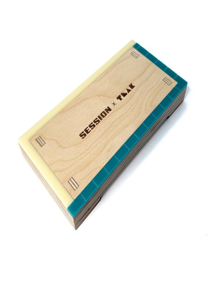 ضبط خشب الساج وسادة ضبط أصابع الجيتار من Teak Tuning x Session مع غطاء أكريليك غير لامع - طول 12.75 بوصة، عرض 7.875 بوصة، ارتفاع 6 بوصات - حاجز أصابع من خشب البتولا البلطيقي - صندوق للحركات اليدوية والطحن والانزلاق - Image 1