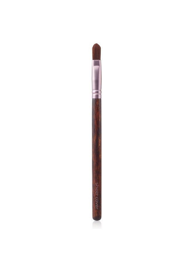 SHEER COVER Studio Conceal & Brighten Concealer Highlight Trio Tan/Dark Shade Twotoned Concealers Shimmering Highlighter Tan/Dark Shade With Concealer Brush - Image 5