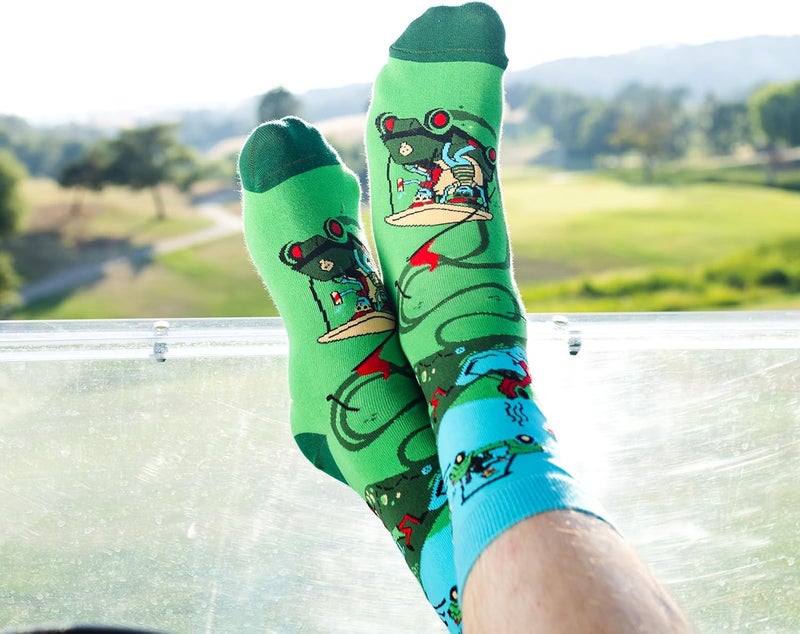 Lavley Funny Golf Socks - Fun gift for golfers - Unisex one size fits most - Great for birthdays or stocking stuffers - Image 5