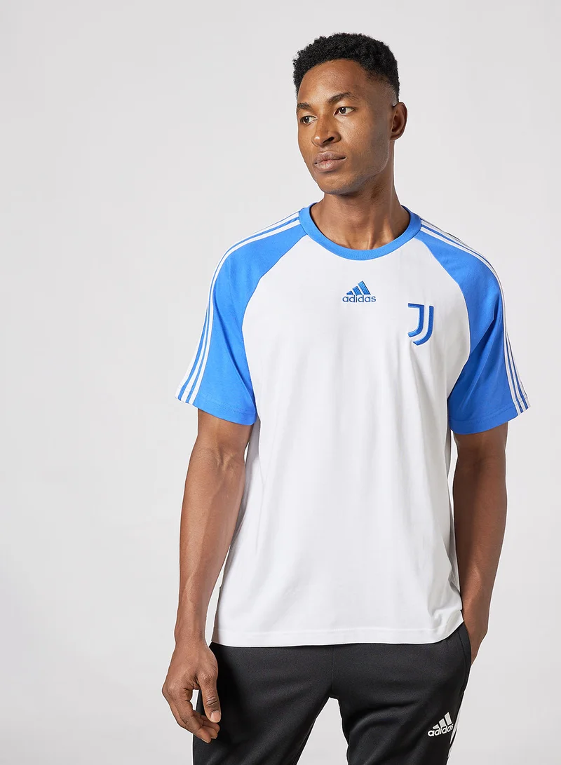 Adidas Juventus F.C. Teamgeist Football T-Shirt