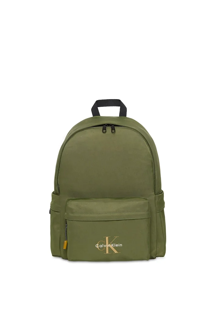 كالفن كلاين جينز حقيبة ظهر بشعار