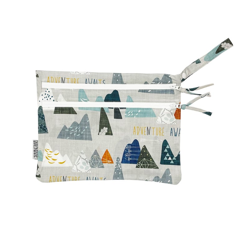 BapronBaby Adventure Awaits Wet Dry Bag Waterproof Two Zipper Pockets Reusable for Mealtime Diapers Stroller Snacks Swimsuits Machine Washable 11 x 9