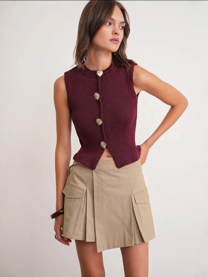 MixRay Mixray Textured Knit Crop Top with Button Details