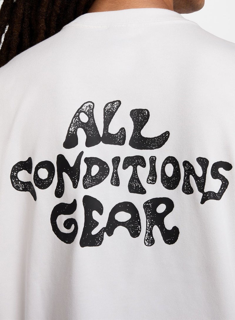 Nike Outdoor Graphic T-Shirt - Image 4