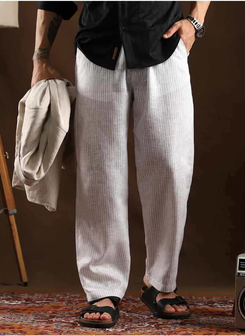 كامبوس سوترا Campus Sutra Men's Cream White Pinstriped Casual Trousers For Casual Wear | Mid-Rise | Regular Fit | Button Closure | Trousers Crafted With Comfort Fit For Everyday Wear
