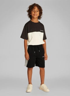 Calvin Klein Jeans Kids Logo Detailed Shorts  - Image 3