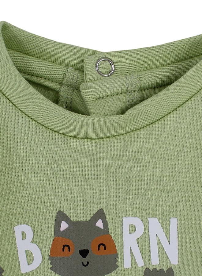 بمبيلو تيشيرت قطني للاولاد الصغار الصغار – أخضر مع طباعة "مولود للاستكشاف" - Image 3