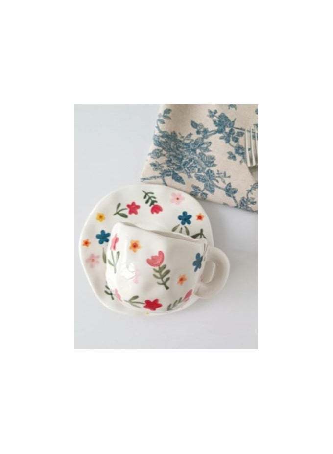Elegant coffee cup with saucer made of ceramic  - Image 3