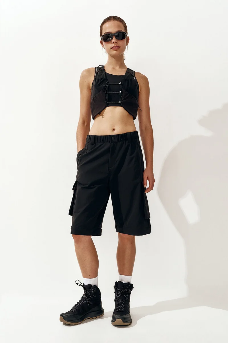 H&M Zip off hiking trousers
