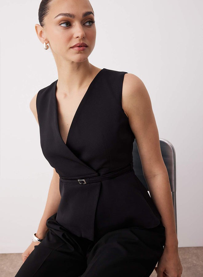 trendyol Black Fitted Belted Wrap Closure Vest - Image 1