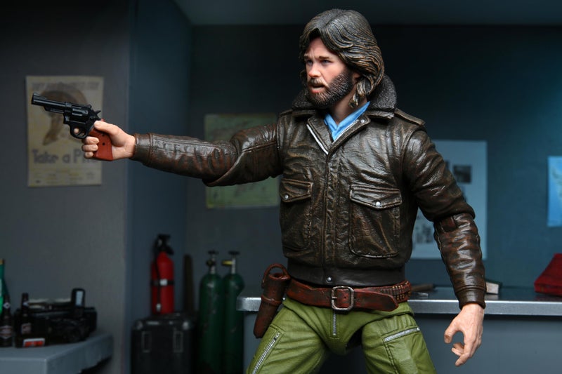 Neca The Thing 7-Inch Scale Action Figure - Ultimate Macready v2 with Interchangeable Head and Hands (Station Survival) - Image 3