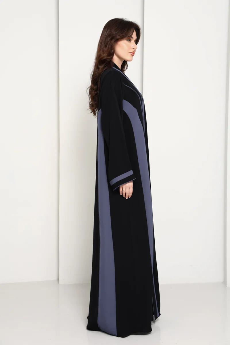 أم سكوير فاشن Elegant Two-Tone Contrast Abaya with headscarf