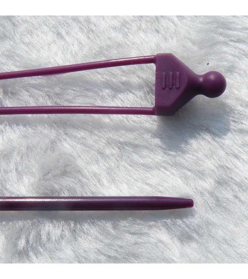 Large Anti Slip Stitch Markers Knitting Crochet Sweater Holder Clip Tool - Image 5