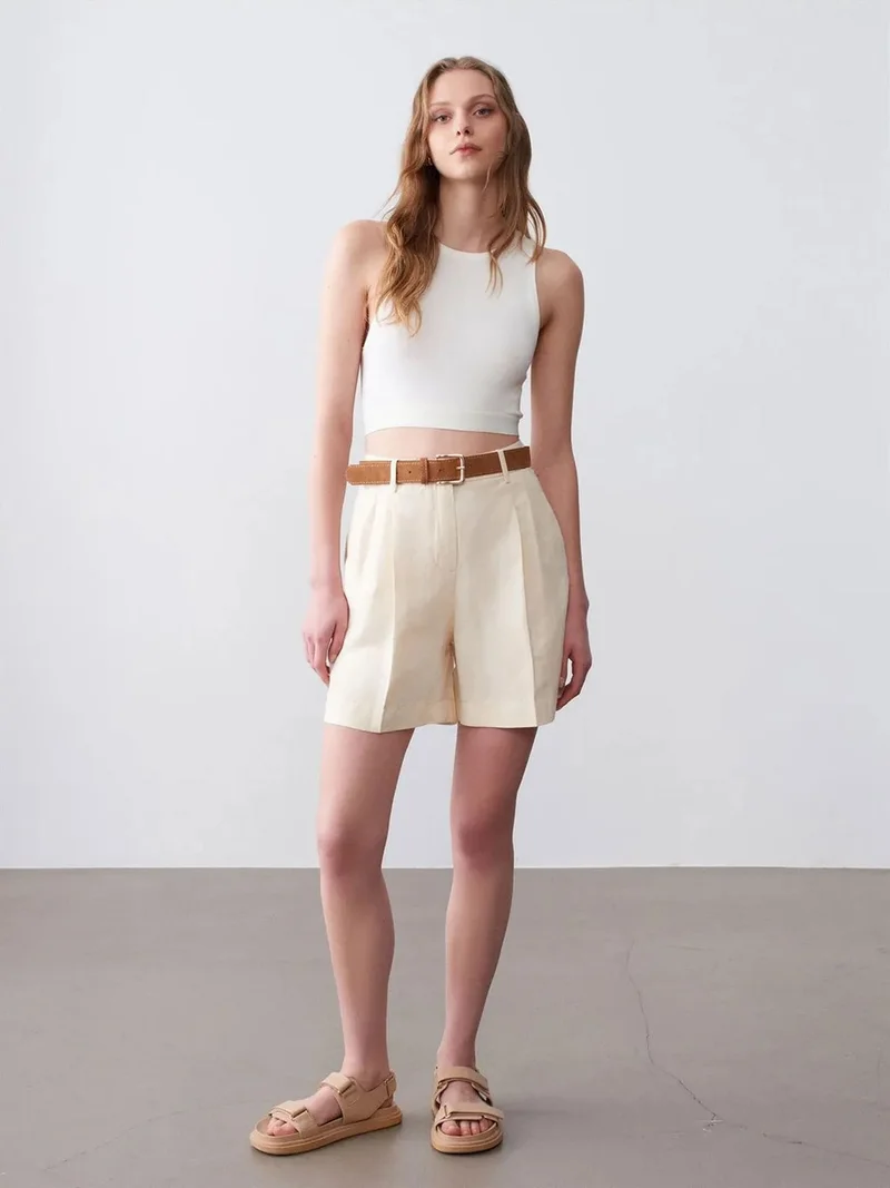 ديلفين Dilvin High-Waist Wide-Leg Tailored Shorts