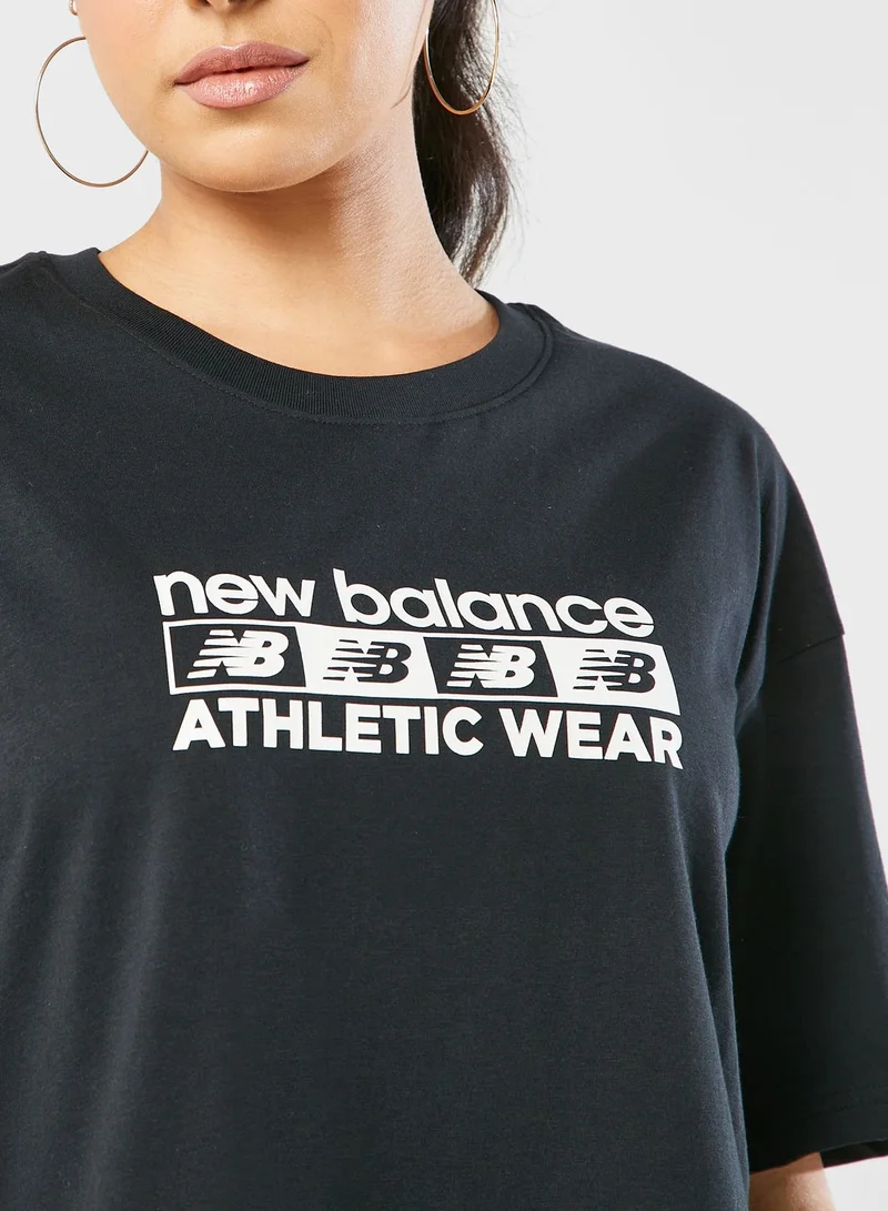 New Balance Essential Graphic Boxy T-Shirt