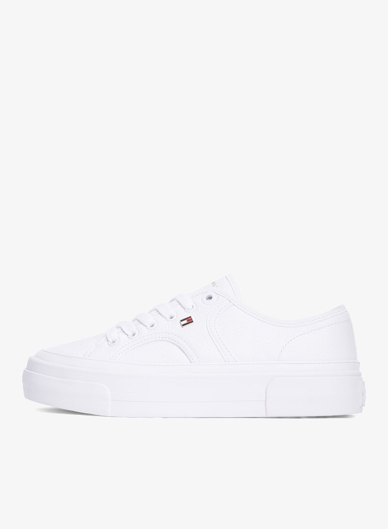 TOMMY HILFIGER Logo Pebble Grain Leather Platform Trainers - Image 2