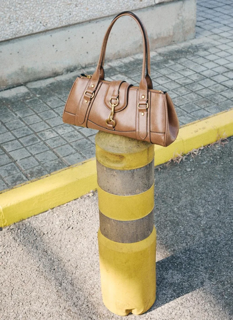 MANGO Medium shoulder bag with snap hook