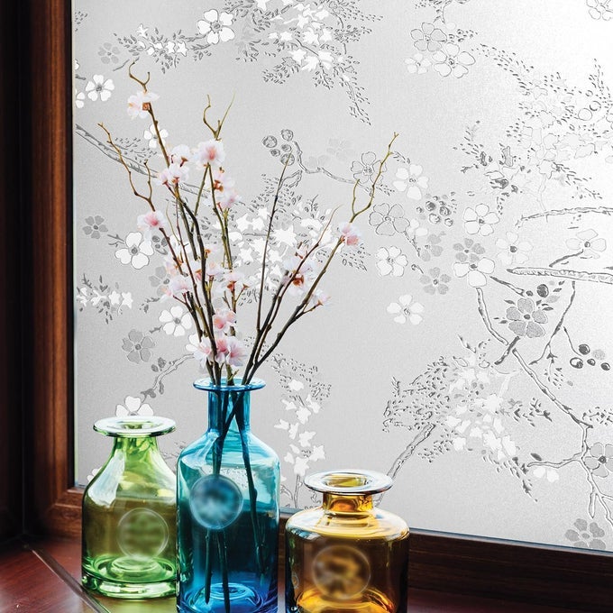 BLOSSOM DECORATIVE PRIVACY WINDOW FILM WITH TEXTURED GLASS PATTERN NONADHESIVE UV PROTECTION EASY TO APPLY REMOVABLE 24 X 36 INCHES MADE IN USA