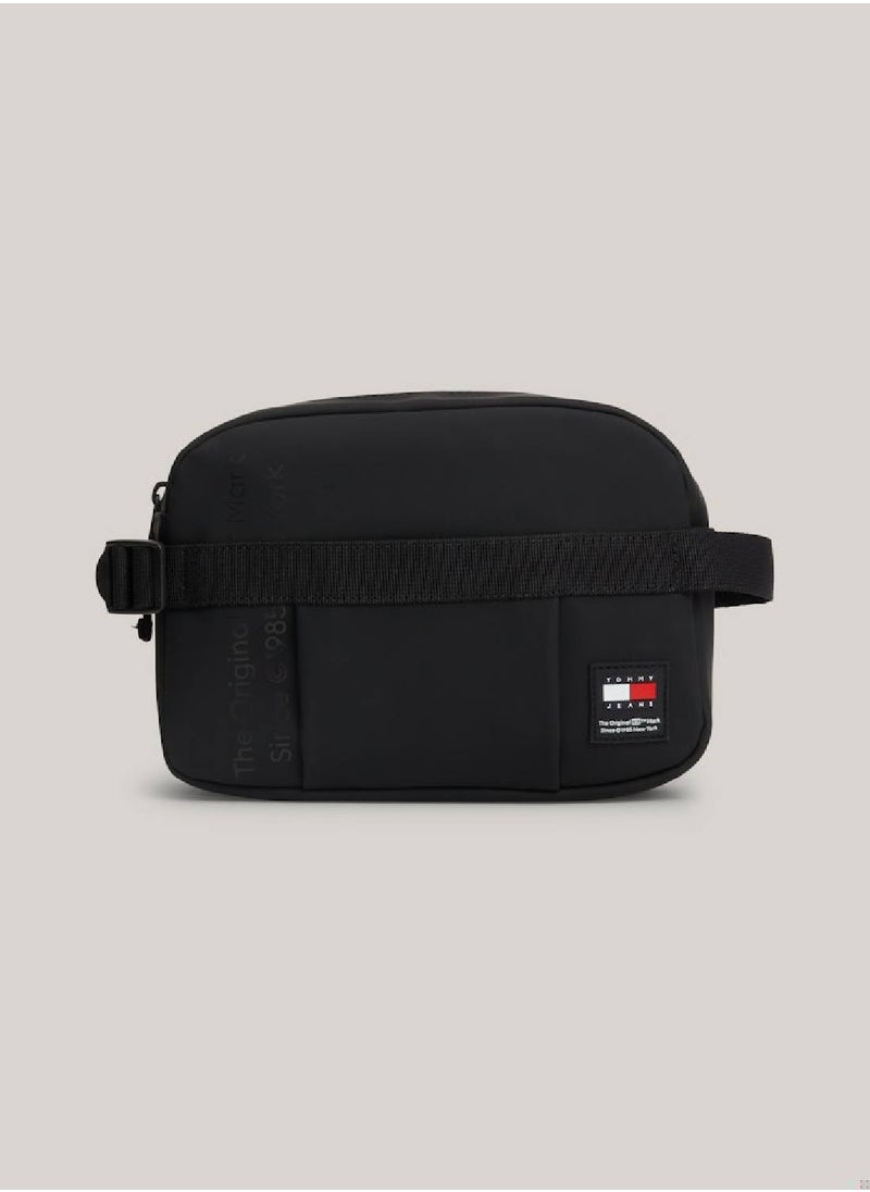 TOMMY JEANS Daily Washbag  - Image 1