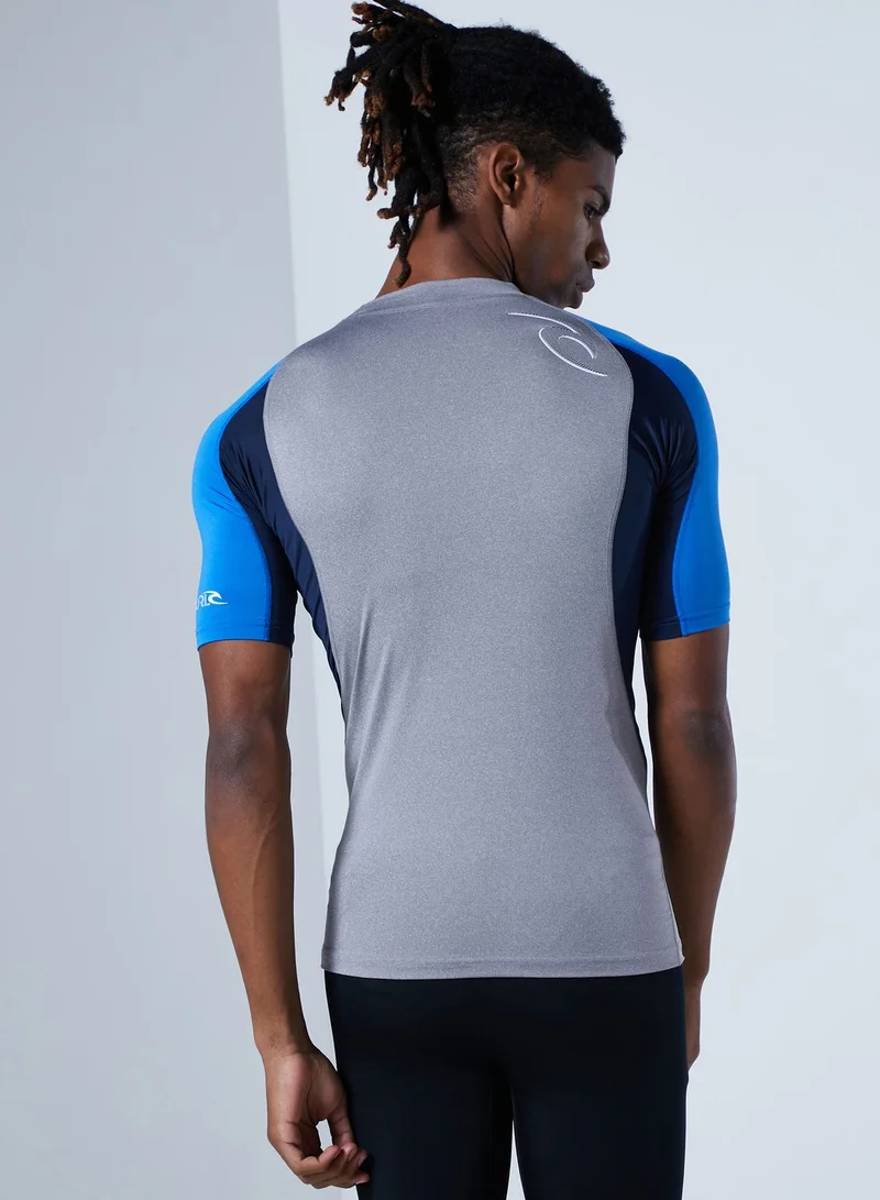 RIP CURL Wave Rashgaurd T-Shirt