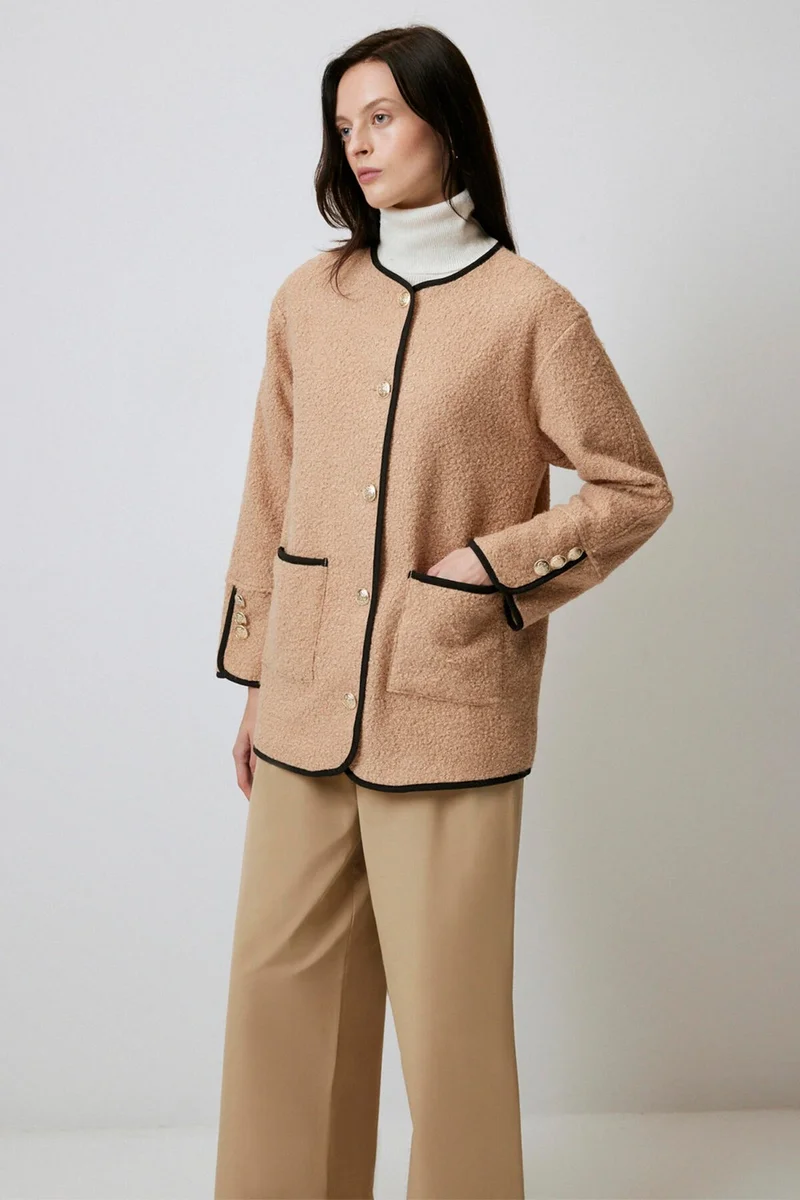 توتشي Contrast Piping Boucle Jacket