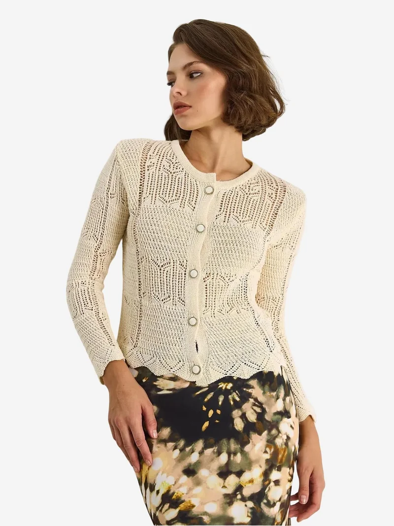 بيانكو لوتشي كارديجان لوتشي محبوك رفيع بأزرار