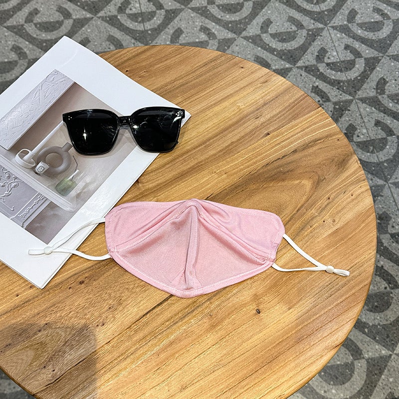 Generic Yuyue summer silk sunscreen mask protection out of mulberry silk stereo mask mulberry silk breathable mask wholesale Pink