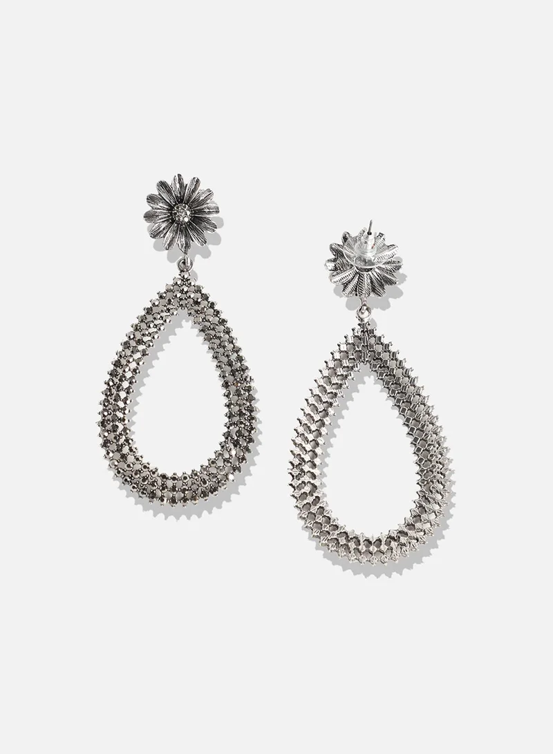 SOHI Maxi Daisy Intricate Teardrop Artificial Drop Earring Jewellery