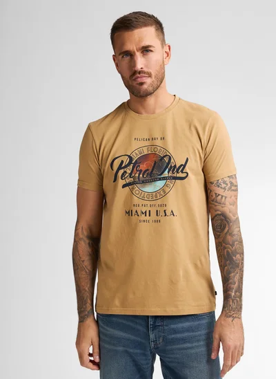 بترول اندستريز تي شيرت رجالي كلاسيك بطبعة