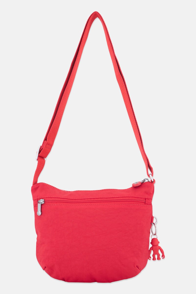 kipling حقيبة كتف نسائية بشعار العلامة التجارية مع حلقة مفاتيح، حمراء - Image 2