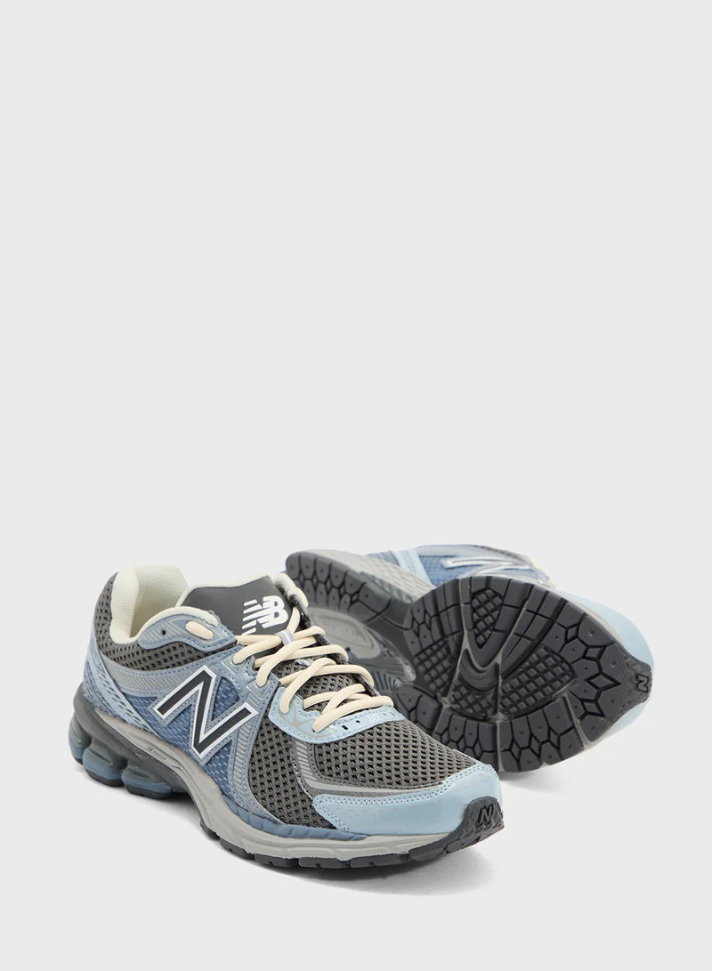 New Balance 860v2